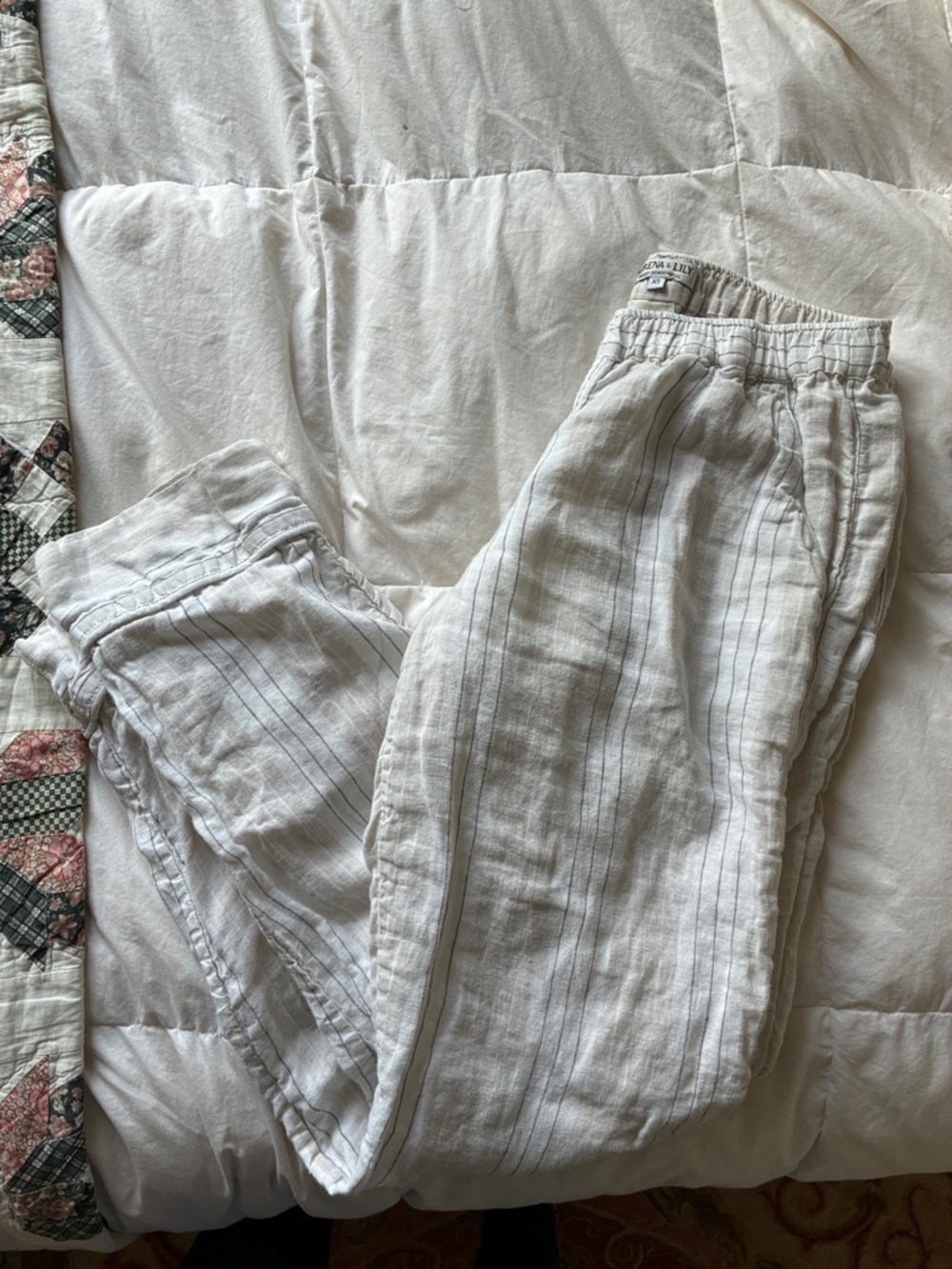 Serena & Lily Light Gray Striped Linen Straight-Leg Pants